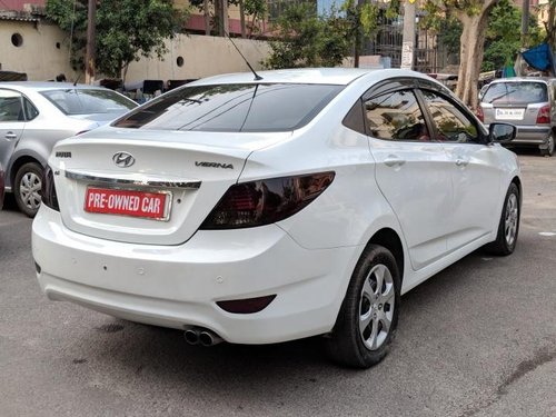 Good Hyundai Verna 1.6 CRDI 2012 by owner 