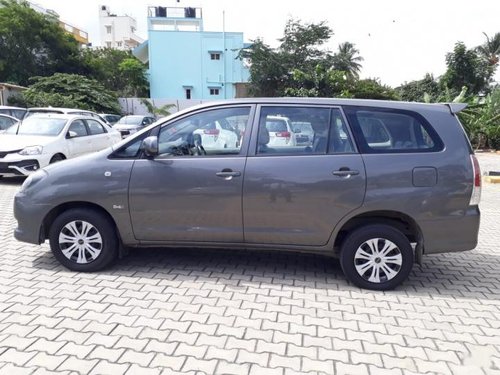 Used Toyota Innova 2004-2011 car for sale at low price