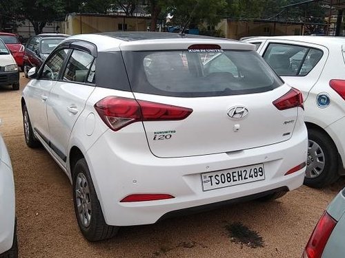 Good as new Hyundai i20 1.4 CRDi Sportz 2015 for sale 