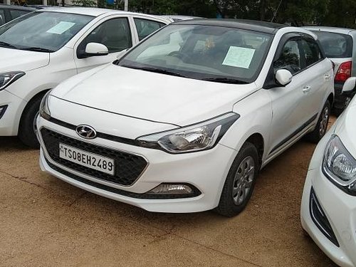 Good as new Hyundai i20 1.4 CRDi Sportz 2015 for sale 