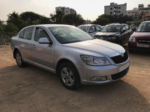 Good as new Skoda Laura 2010 for sale 