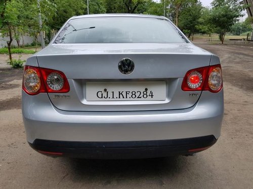 Used 2010 Volkswagen Jetta car at low price