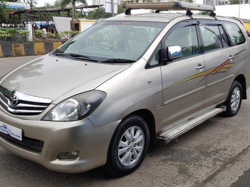 Used 2010 Toyota Innova car at low price