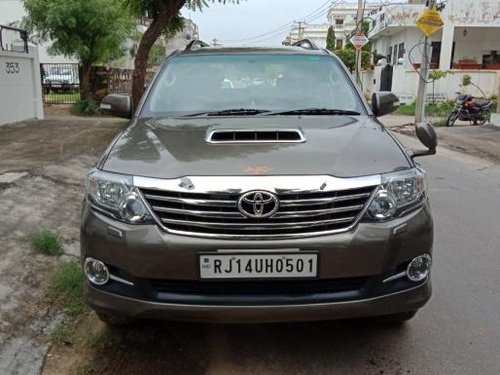 Good as new Toyota Fortuner 4x4 AT 2015 for sale 