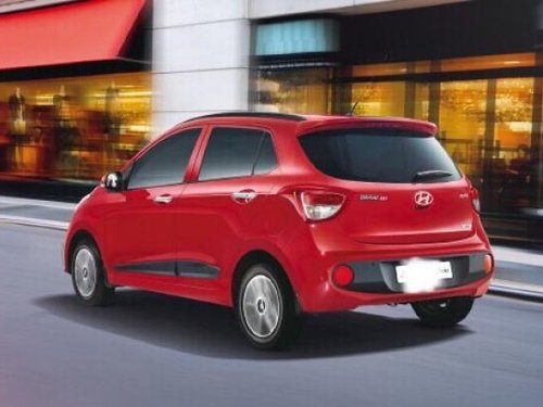 Used 2014 Hyundai i10 car at low price in New Delhi