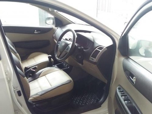 Used 2011 Hyundai i20 car at low price