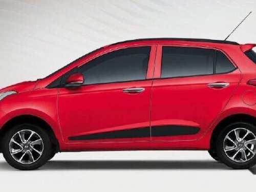 Used 2014 Hyundai i10 car at low price in New Delhi