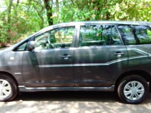 Used Toyota Innova 2.5 GX 7 STR 2012 by owner 