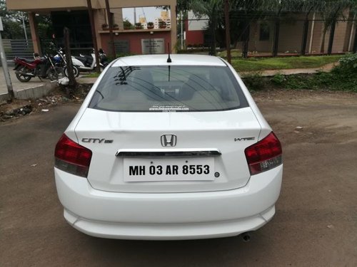 White Honda City 2009 at the best price 