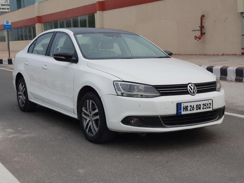 Used Volkswagen Jetta 2011-2013 car at low price