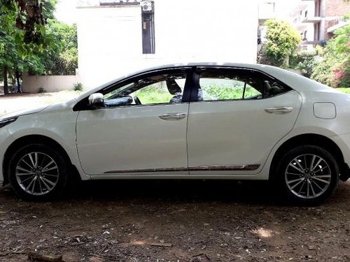 Good as new Toyota Corolla Altis 2015 for sale 