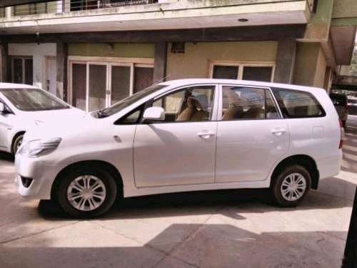 Used 2012 Toyota Innova car at low price