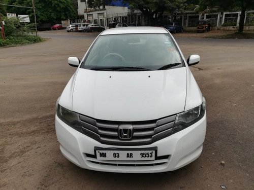 White Honda City 2009 at the best price 