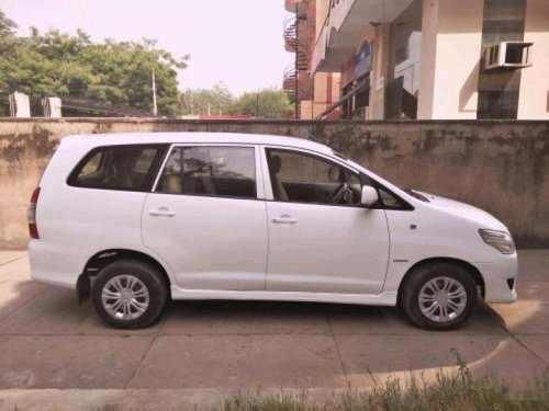 Used 2012 Toyota Innova car at low price