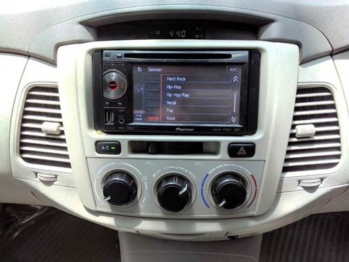 Used Toyota Innova 2.5 VX 7 STR BSIV 2012 by owner 