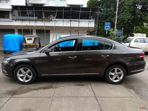 Good as new Volkswagen Passat Highline DSG 2012 in Thane 