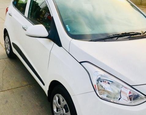 Used 2014 Hyundai i10 car at low price