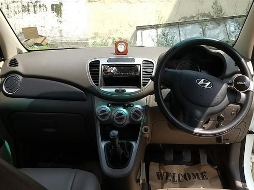 Well-maintained Hyundai i10 2012 for sale 