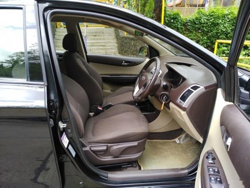 Good as new 2011 Hyundai i20 for sale at low price