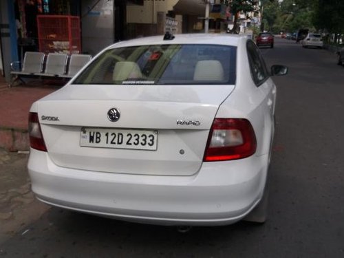 Used 2015 Skoda Rapid car at low price