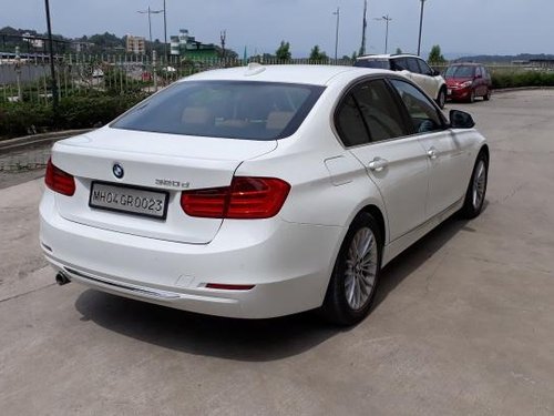 Used BMW 3 Series 320d Luxury Line 2014 by owner 