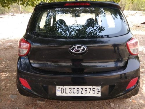Good as new 2014 Hyundai i10 for sale at low price