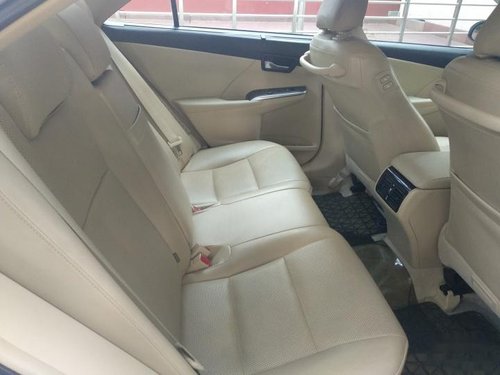 Used 2016 Toyota Camry car at low price