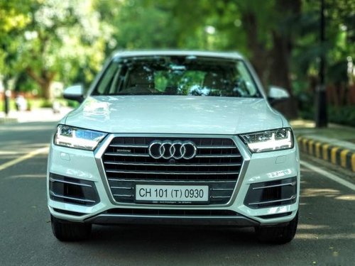 Good as new 2018 Audi Q7 for sale