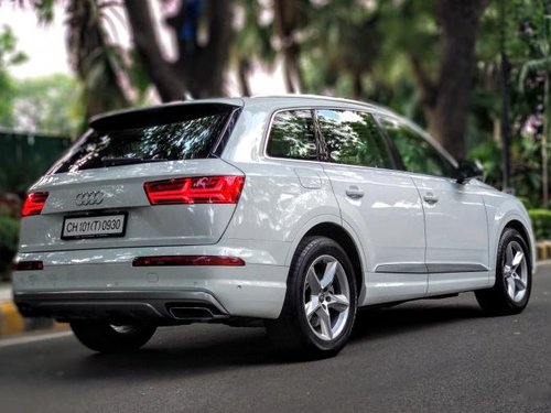 Good as new 2018 Audi Q7 for sale