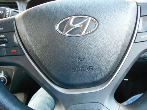 Used 2015 Hyundai i20 car at low price