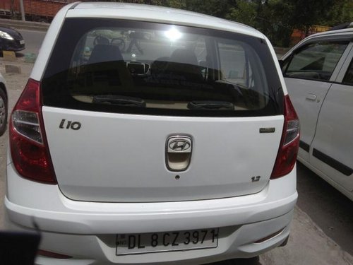 Good as new 2013 Hyundai i10 for sale at low price