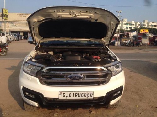 Used Ford Endeavour 3.2 Titanium AT 4X4 2016 for sale 