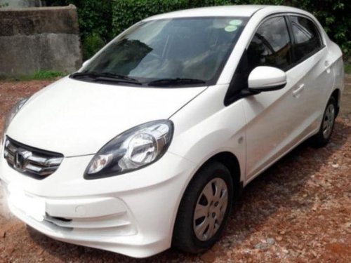 Used 2014 Honda Amaze car at low price