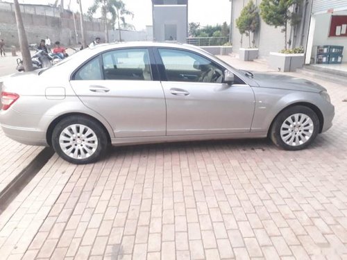 Used Mercedes Benz C Class 220 CDI AT 2008 by owner