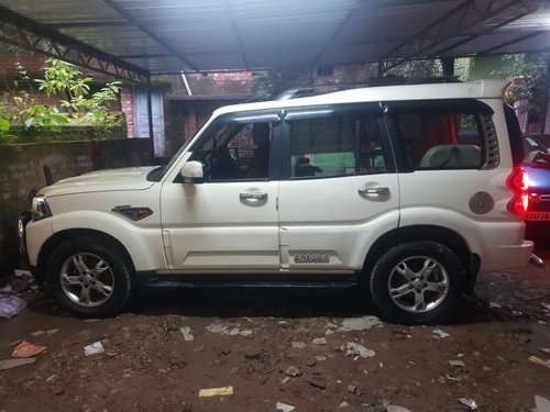 Used 2015 Mahindra Scorpio car at low price in Kolkata