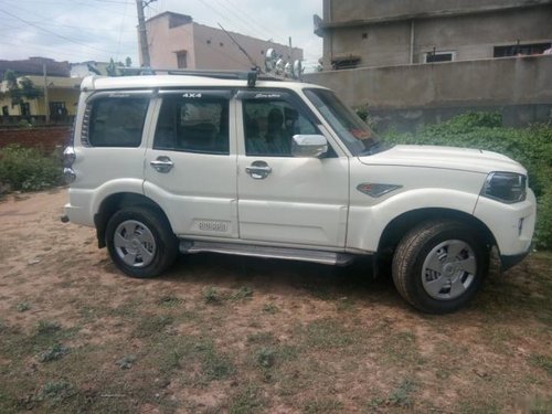 Used Mahindra Scorpio MT car at low price
