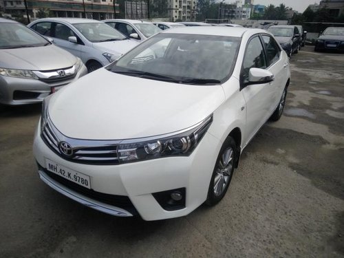 Good as new 2015 Toyota Corolla Altis for sale at low price