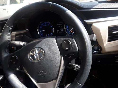 Used Toyota Corolla Altis VL AT 2015 by owner 