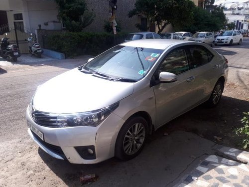 Used Toyota Corolla Altis VL AT 2015 by owner 