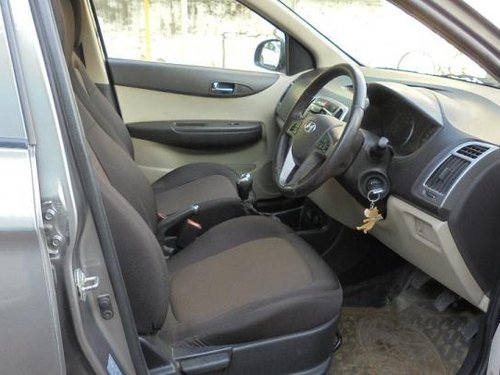 Well-maintained Hyundai i20 2012 in Jaipur