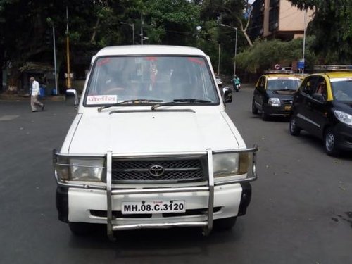 Used Toyota Qualis FS B1 2001 in Mumbai