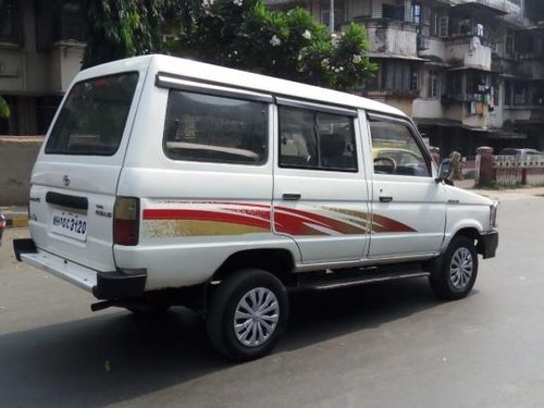 Used Toyota Qualis FS B1 2001 in Mumbai