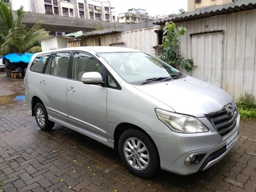 Good as new 2013 Toyota Innova for sale in Mumbai