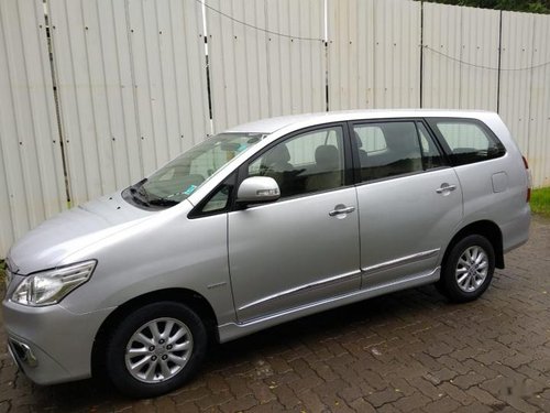 Good as new 2013 Toyota Innova for sale in Mumbai