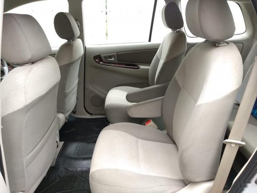 Good as new 2013 Toyota Innova for sale in Mumbai