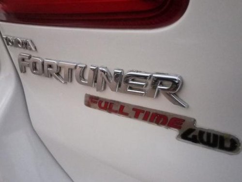 Used Toyota Fortuner 2011 car at low price