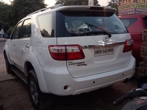 Used Toyota Fortuner 2011 car at low price