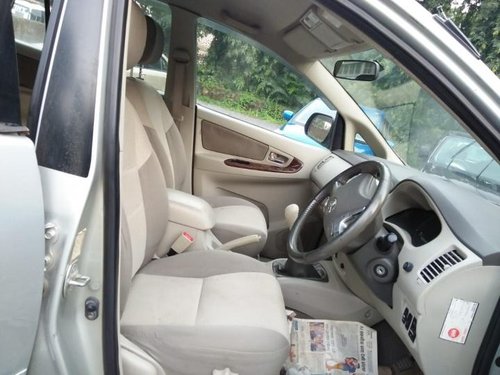 Used Toyota Innova 2004-2011 car at low price in Mumbai 