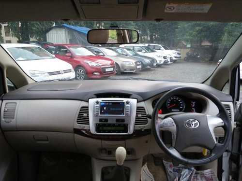 Used Toyota Innova 2004-2011 car at low price in Mumbai 