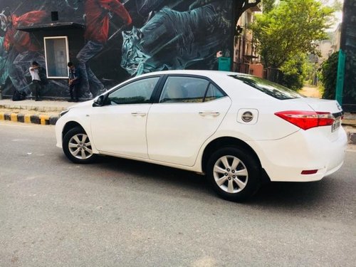 Used Toyota Corolla Altis G AT 2015 by owner